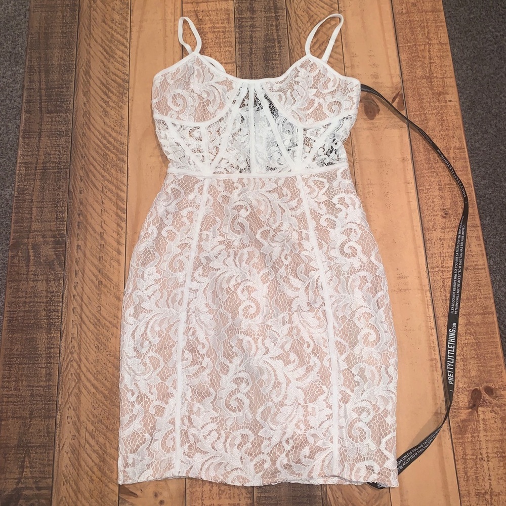 Pretty Little Thing white lace dress!